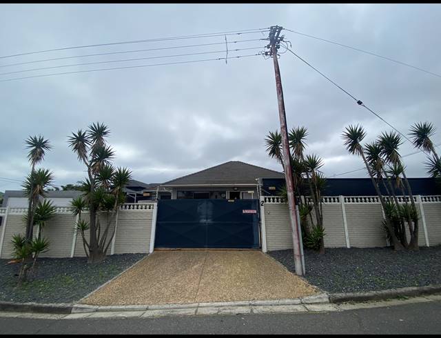 350M² BUILDING FOR SALE IN MILNERTON CENTRAL